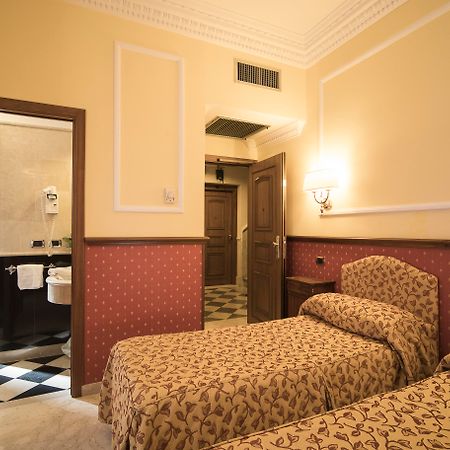 רומא Hotel Donatello מראה חיצוני תמונה