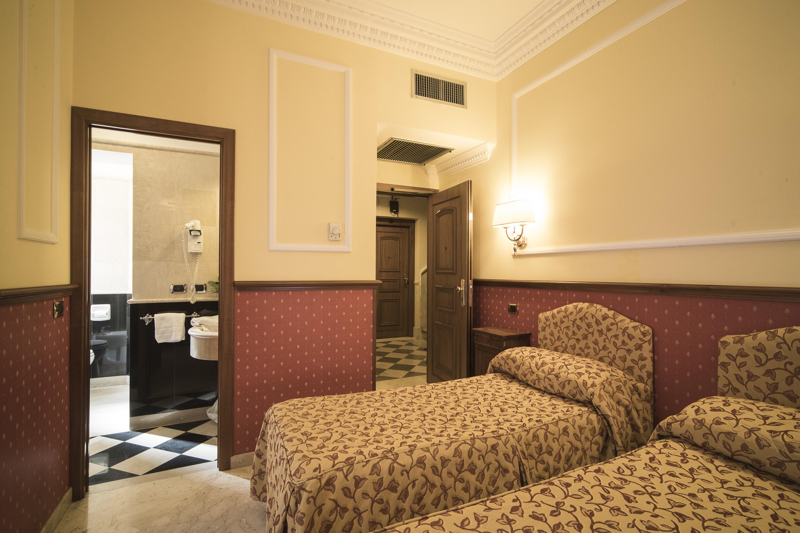 רומא Hotel Donatello מראה חיצוני תמונה
