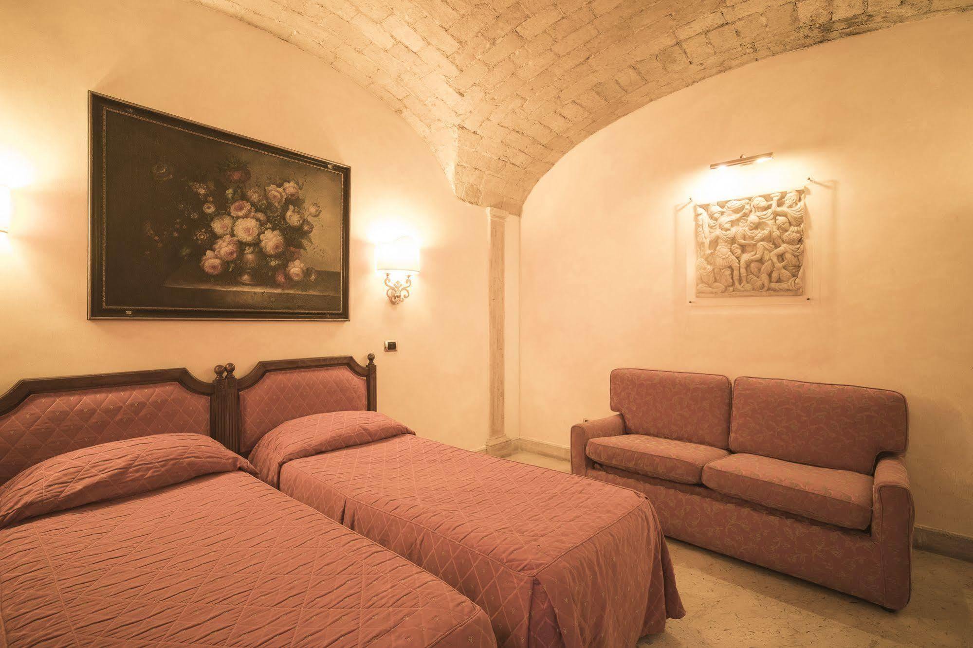 רומא Hotel Donatello מראה חיצוני תמונה