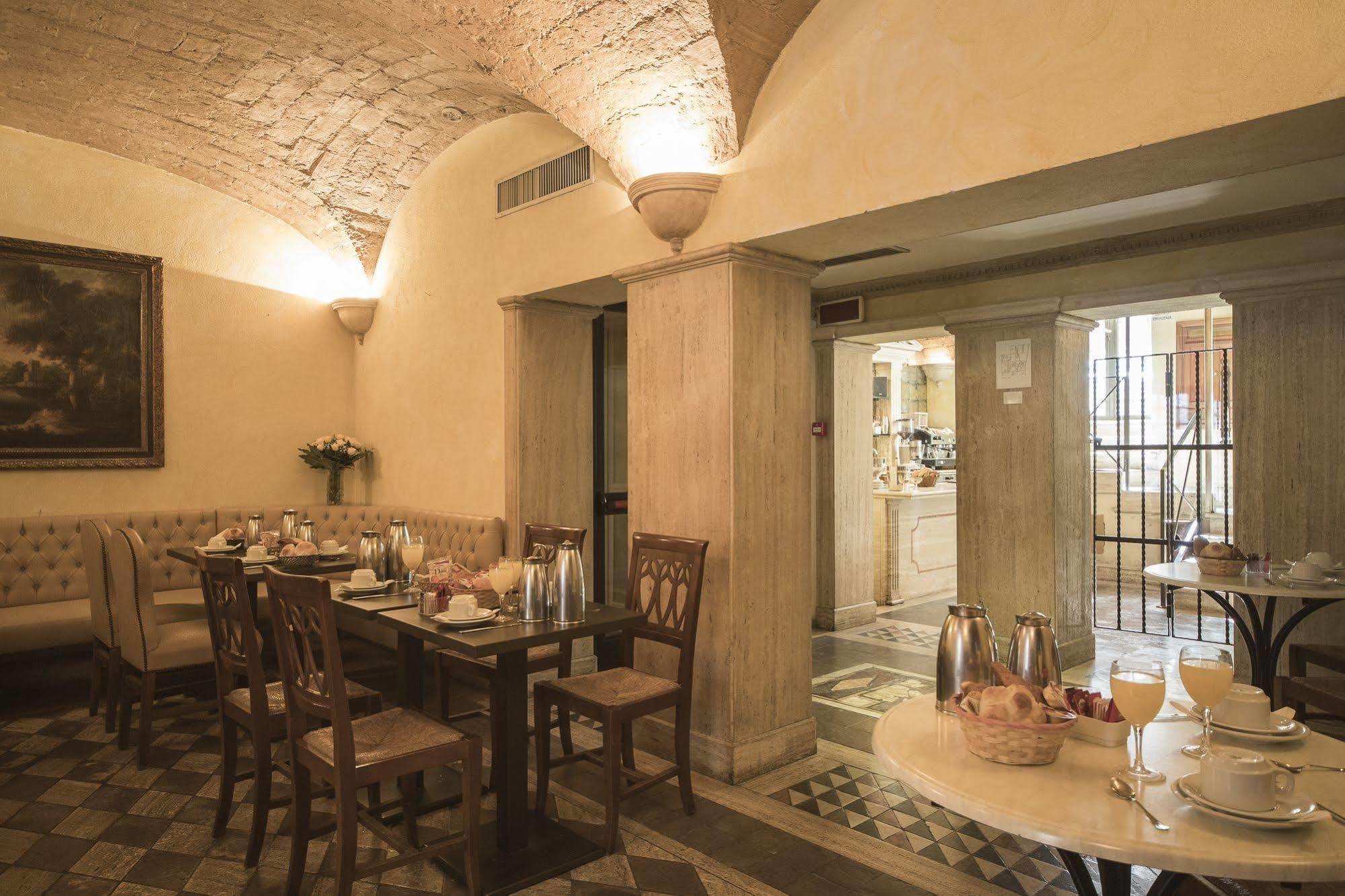רומא Hotel Donatello מראה חיצוני תמונה