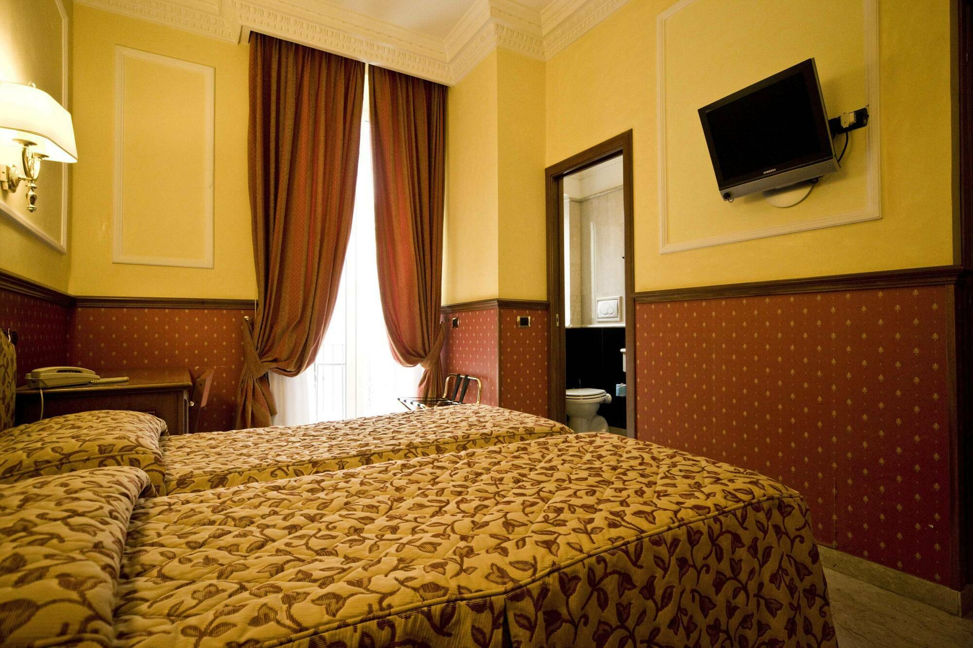 רומא Hotel Donatello מראה חיצוני תמונה