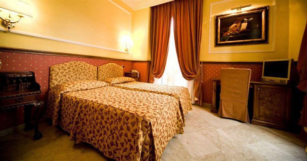 רומא Hotel Donatello מראה חיצוני תמונה